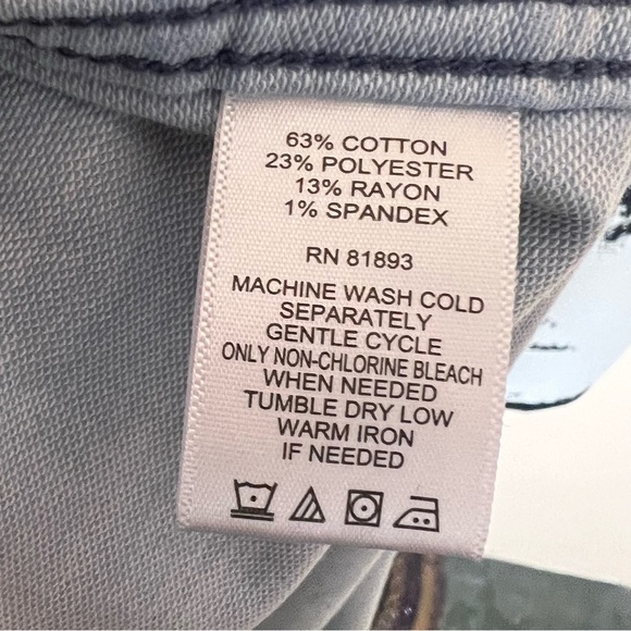 💙Isaac Mizrahi denim ombré dress - Picture 7 of 7